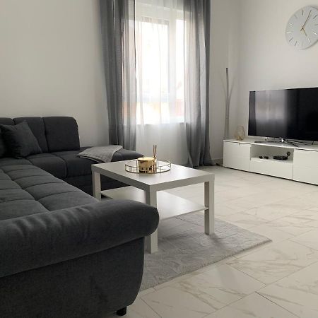 Ad Apartment Zagreb Bagian luar foto