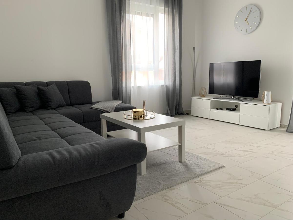Ad Apartment Zagreb Bagian luar foto