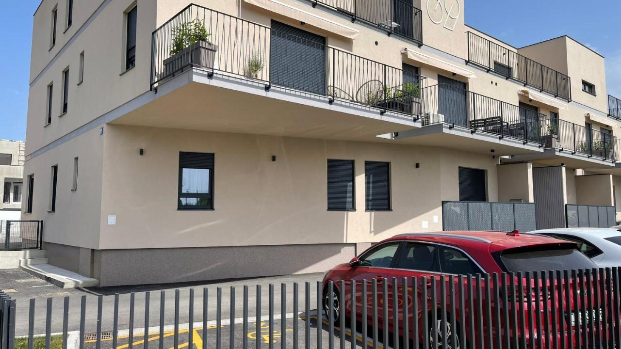 Ad Apartment Zagreb Bagian luar foto
